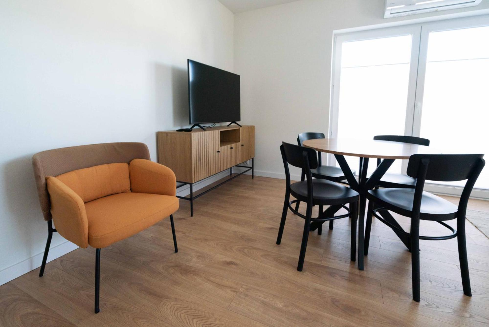 Aparthotel Weissa 7 Krakow Ngoại thất bức ảnh